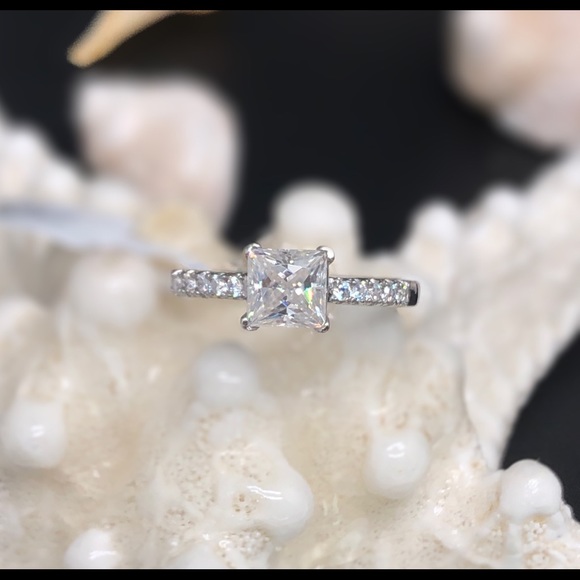 1ct moissanite diamond ring with Certificate - Picture 6 of 14